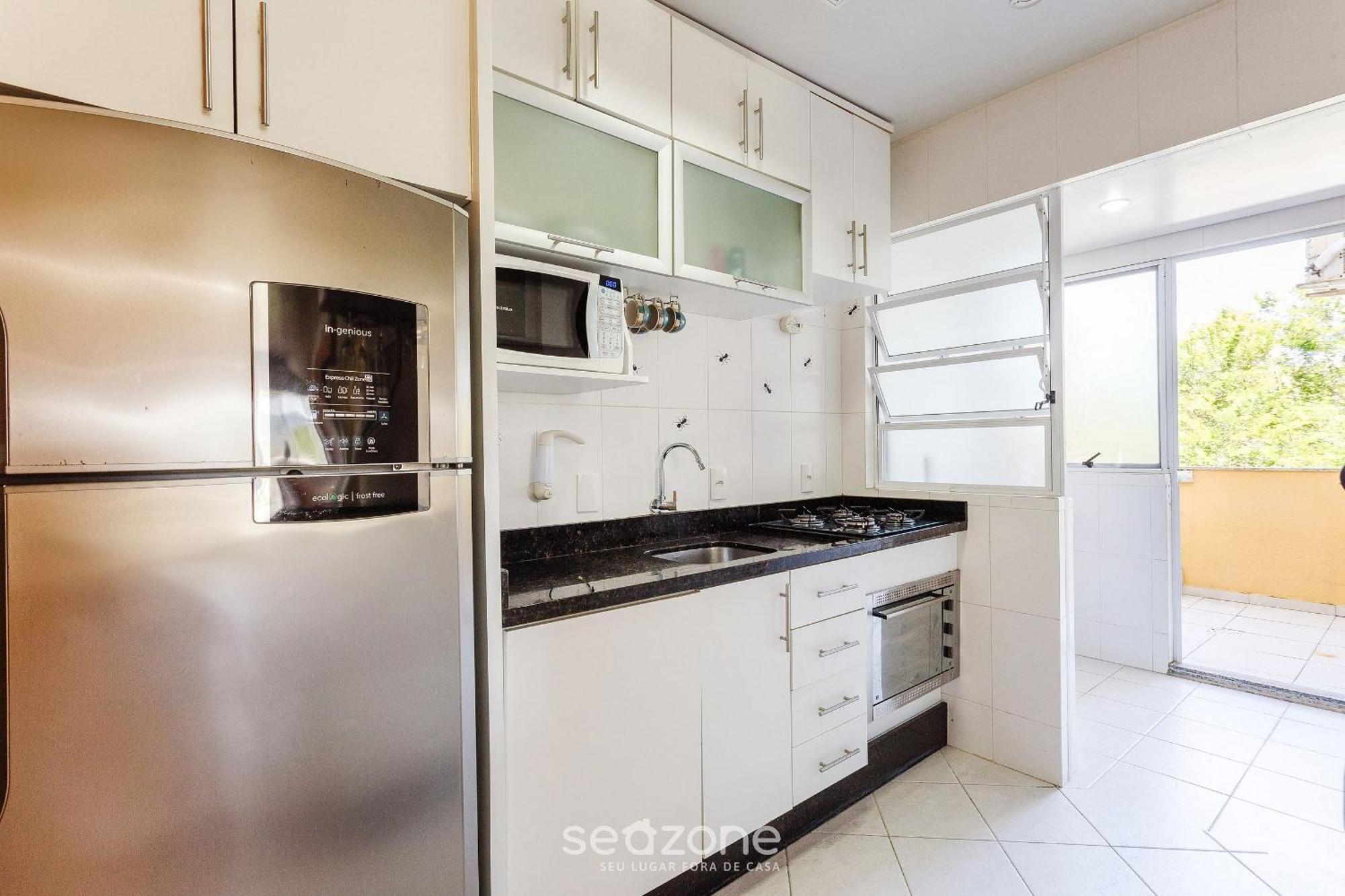 Apartamento Apto Em Cond. Com Piscina A 700M Da Praia Cmc101 *